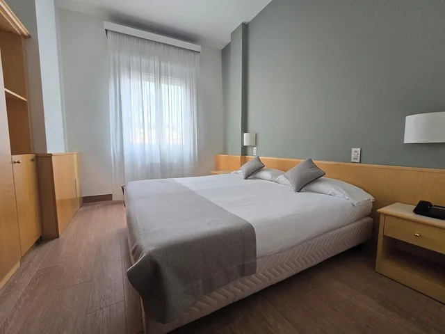 غرفة مزدوجة، Sant Ambroeus Hotel 8/10