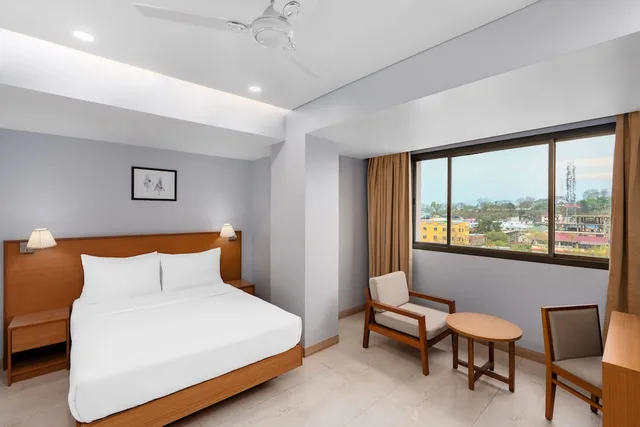 غرفة سوبيريور بسرير كوين، Classic Grande Imphal, a member of Radisson Individuals 4/10