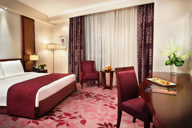 Classic, King Bed, Partial Haram View، المروه ريحان(Al Marwa Rayhaan By Rotana) 2/2