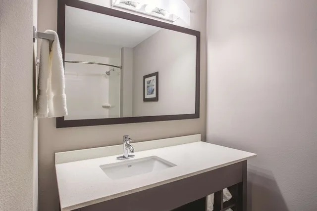 غرفة بسريرين كوين، La Quinta Inn and Suites by Wyndham Cullman 9/10