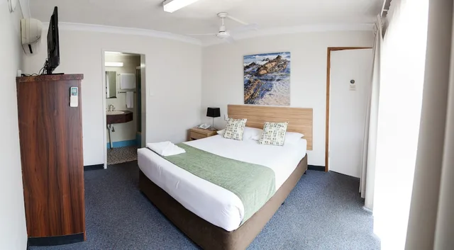 غرفة كبيرة بسرير كوين، Murwillumbah Motor Inn 3/4