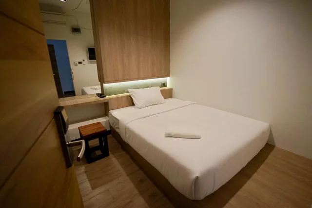 غرفة مفردة بحمام مشترك، T Hostel at Victory Monument 3/3