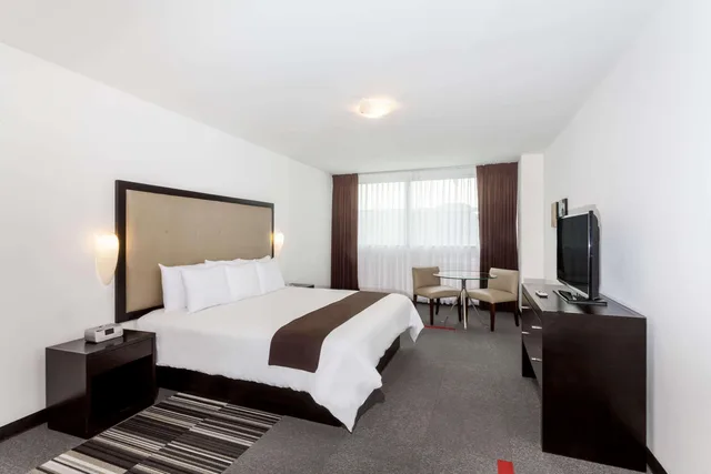 جناح جونيور بسرير كينج، Wyndham Costa del Sol Lima Airport 1/1