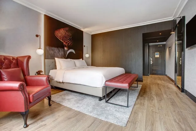 Superior, King Bed, Bunk Bed, Airport View، Radisson Red London Heathrow 6/10