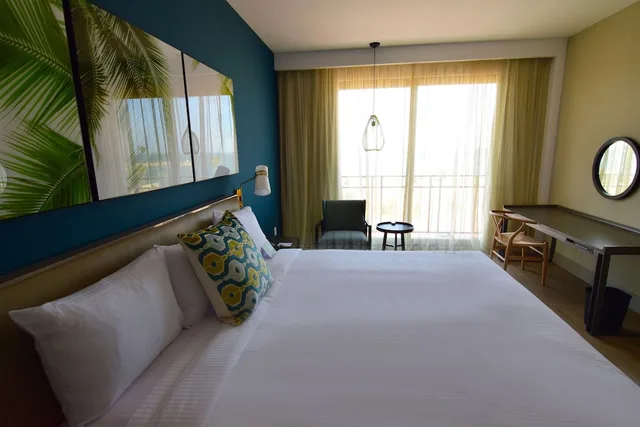 غرفة سوبيريور بسرير كينج بإطلالة على الجبل، Torre Lucerna Hotel Ensenada 5/8