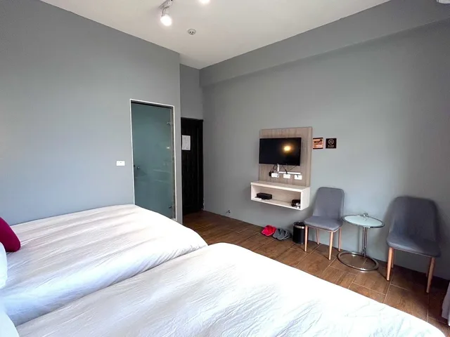 غرفة قياسية رباعية بسريرين مزدوجين بشرفة، Taitung Sun Forest BnB 2/10