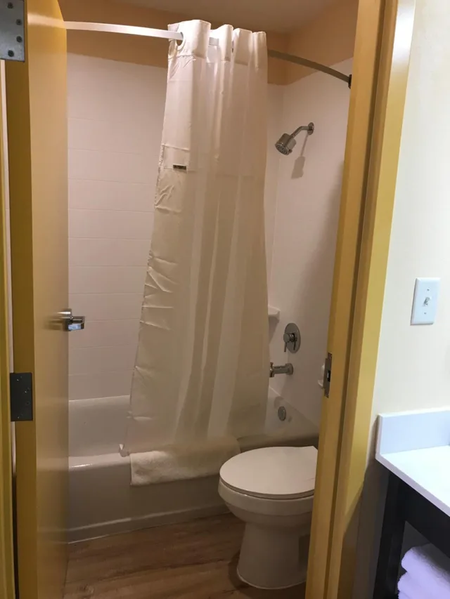 Deluxe, 2 Double Beds, Days Inn By Wyndham Batesville 7/8