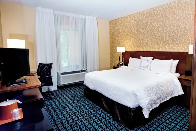 غرفة بسرير كينج لذوي الإعاقة، Fairfield Inn & Suites by Marriott Richmond Midlothian 1/4