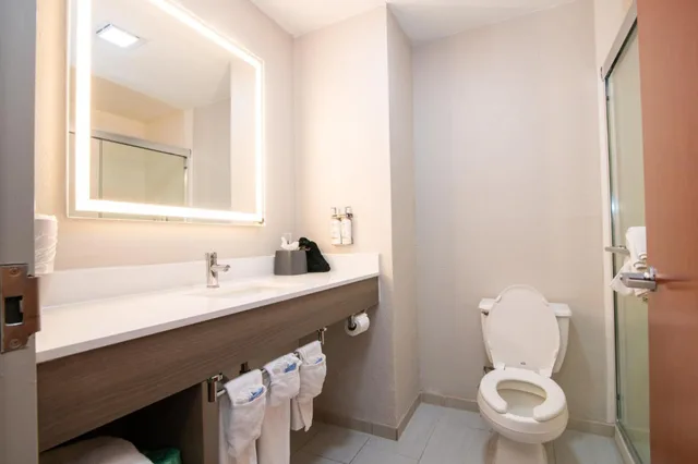 Suite, 2 Queen Beds, Sofa, Holiday Inn Express Hotel Suites College Station 7/9