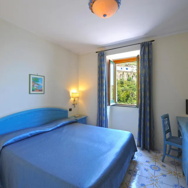 Room, Double Bed, La Pergola Hotel 4/10