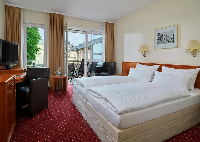 غرفة سوبيريور بسرير مزدوج بشرفة، Hotel Kaiserhof Victoria 2/3