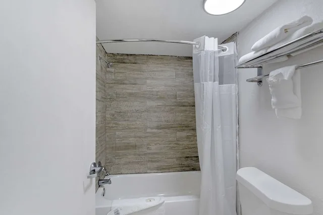 جناح بسريرين مزدوجين، Quality Inn & Suites Orlando East - UCF Arena 3/3