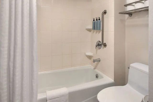 Room, 2 Double Beds, Accessible, Fairfield Inn by Marriott New York LaGuardia Airport/Flushing 2/4