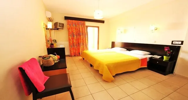 Economy, Garden View, Maranton Beach Hotel 3/4
