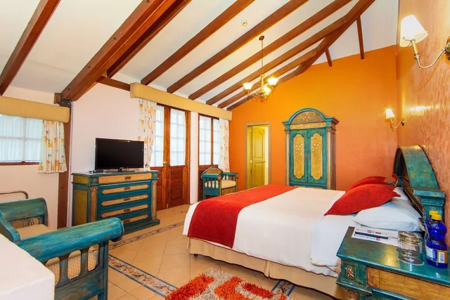 Town House, 1 King and 4 Single Beds, Balcony، Hotel Rincon De Puembo, Bw Signature Collection 2/4