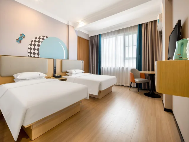 غرفة قياسية بسريرين منفصلين، City Comfort Inn (Hezhou Guposhan Avenue) 2/2
