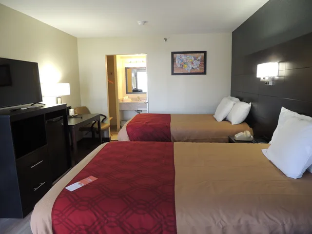 غرفة قياسية بسريرين مزدوجين، Econo Lodge Freeport - Brunswick Area 3/6