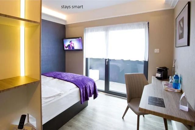 غرفة اقتصادية بسرير مزدوج، PLAZA INN stays design Dortmund 5/9