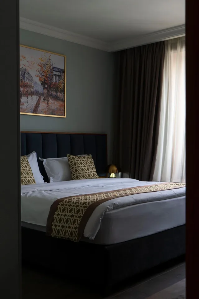 غرفة سوبيريور بسرير مزدوج، Grand Opera Hotel 1/6