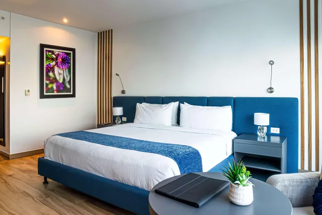 Business, King Bed, Santa Hill View, Wyndham Guayaquil Puerto Santa Ana 1/2