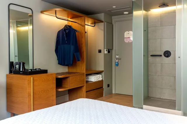 Comfy, King Bed, Balcony، Bob W Eolou 6/10