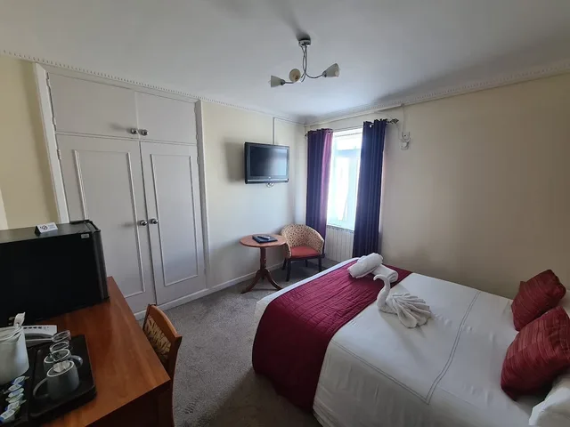 Room, Double Bed, Partial Coast View، Marina Metro 4/4