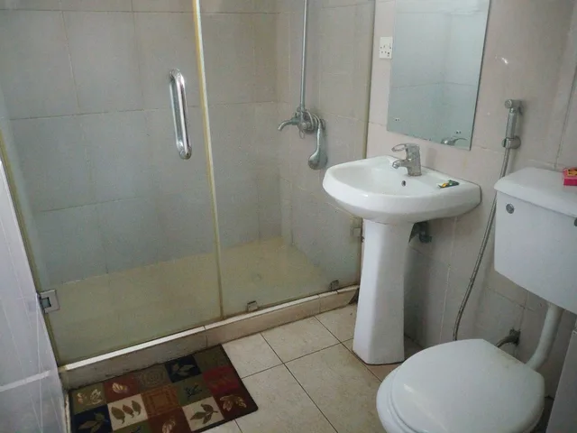 غرفة بسرير مزدوج، Peak Court Hotels 4/4