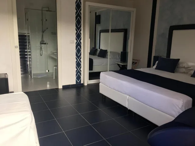 جناح جونيور سوبيريور، Hotel Cala Rosa 3/3