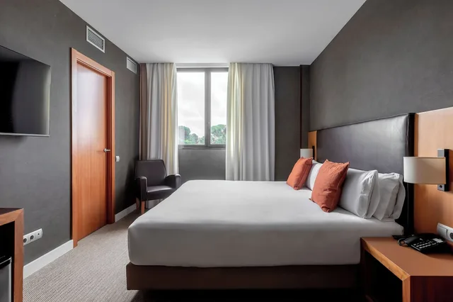 Superior, Twin Beds, Acta Sant Just 5/10