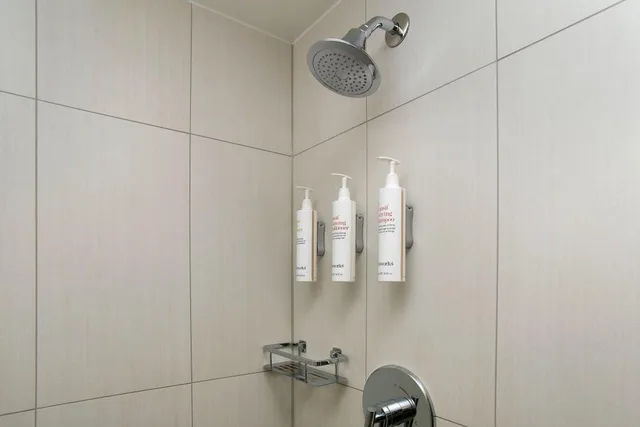 1 Bedroom, Hospitality, Suite, King Bed, City View, Sofa, Balcony, High Floor، Atlanta Marriott Suites Midtown 3/3