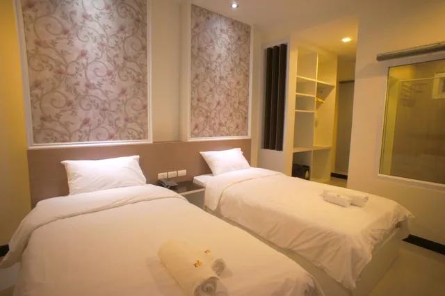 Deluxe, Twin Beds, Ido Boutique Suite 1/3