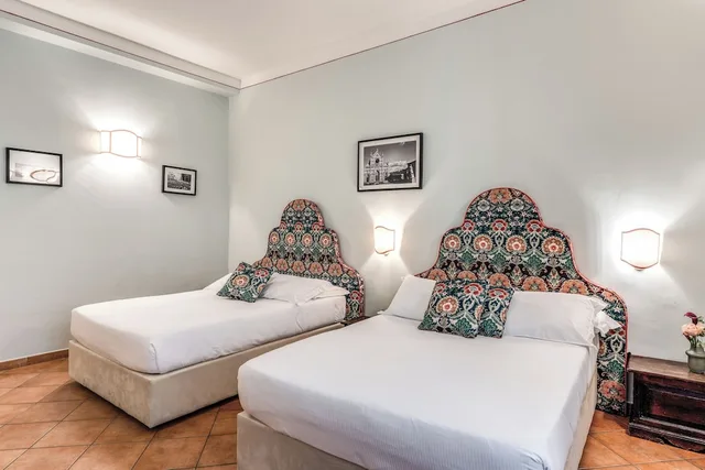 غرفة قياسية رباعية بسريرين مزدوجين، The Galileo Hotel 7/10