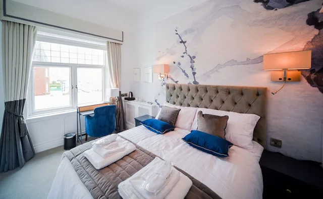 Duchess, Double Bed، The Strand Hotel 3/10