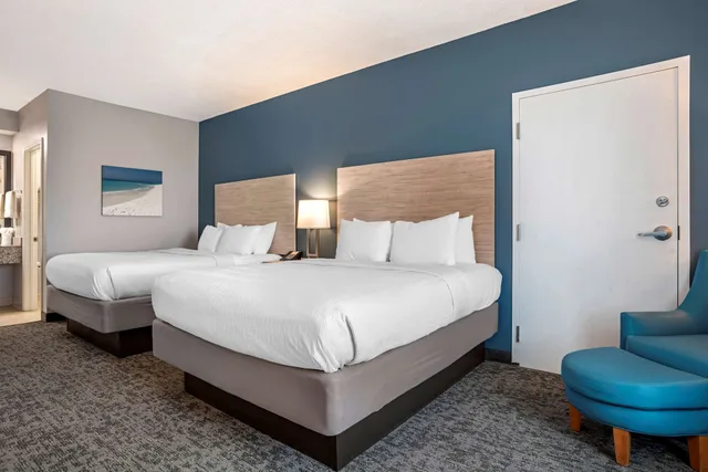 غرفة قياسية بسريرين كوين، Best Western Navarre Waterfront 3/8