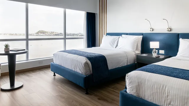غرفة بزنس بسريرين مزدوجين بإطلالة على النهر، Wyndham Guayaquil Puerto Santa Ana 4/5