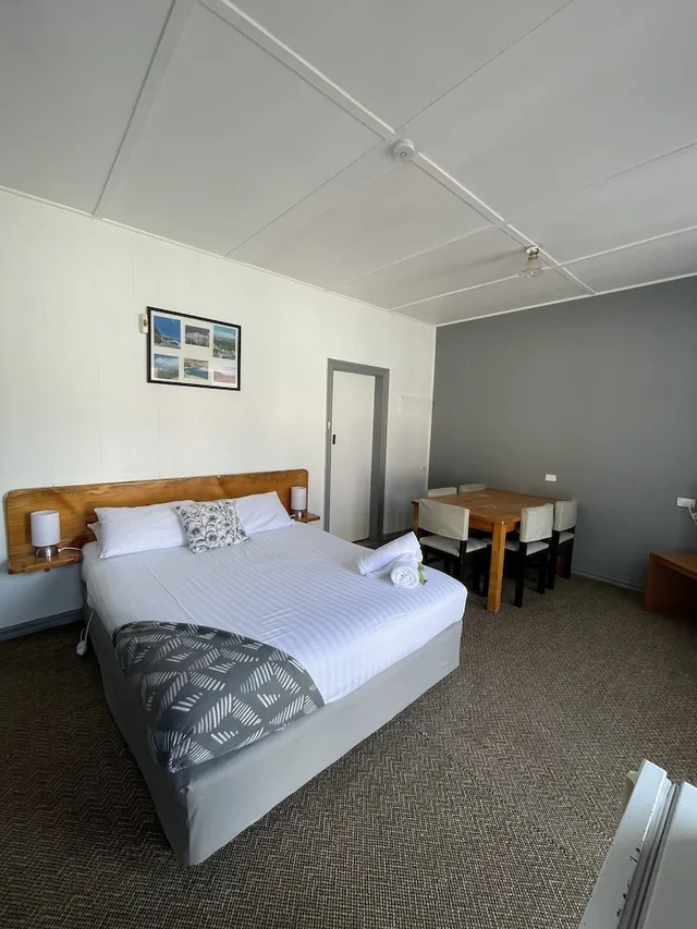غرفة عائلية بسرير كوين وسريرين فرديين، Mountain View Motel Queenstown 1/6
