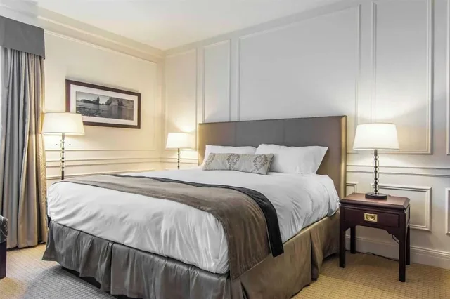 غرفة قياسية بسرير كينج، Digby Pines Golf Resort And Spa 1/2