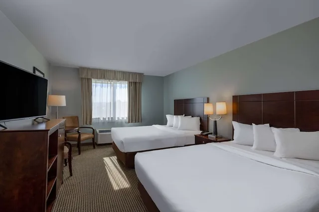 غرفة بسريرين كوين لذوي الإعاقة، Baymont By Wyndham Rapid City 2/5