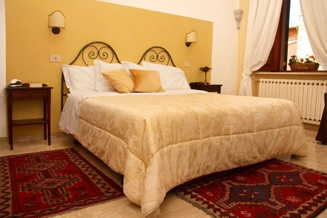 غرفة قياسية بسرير مزدوج، Albergo Duomo 2/4