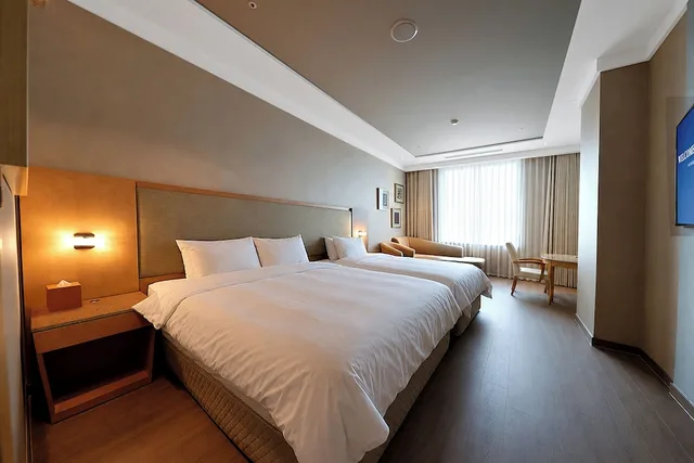 Grand, Hollywood, Twin Beds, Queen Bed، The Grand Hotel Daegu 4/10