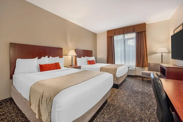 Standard, 2 Queen Beds, Best Western Plus Boulder Louisville 4/10