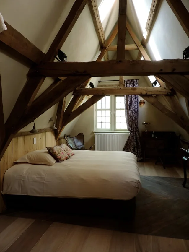 غرفة سوبيريور بسرير كينج بإطلالة على المدينة، B And B Saint Sauveur Bruges 2/3