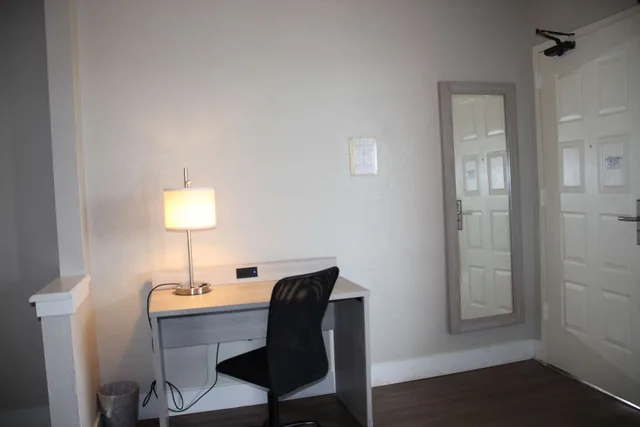 غرفة بسريرين مزدوجين بشرفة، Boca Suites Deerfield Beach, SureStay Collection by Best Western FL 9/9