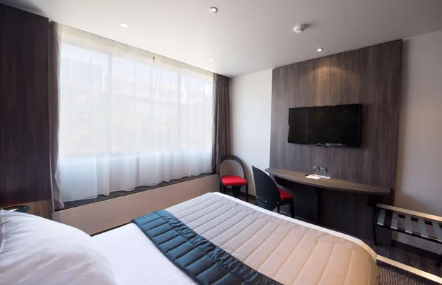 غرفة كومفورت بسرير كوين، Best Western Premier Patio Des Artistes 3/4