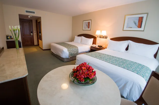 غرفة قياسية بسريرين منفصلين، Los Tallanes Hotel Suites 1/5