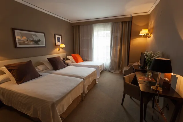 غرفة قياسية ثلاثية، Hotel Conqueridor Ex Medium 2/2