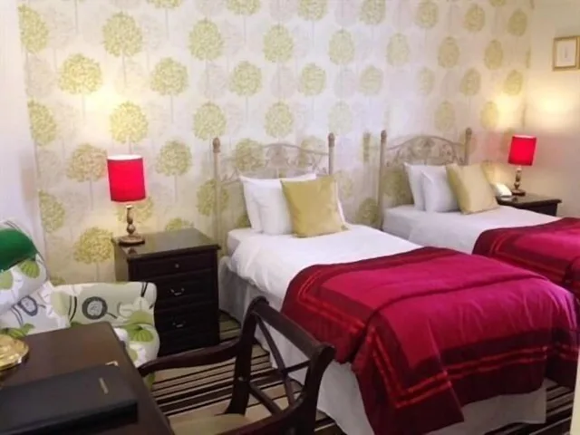 غرفة سوبيريور بسريرين منفصلين بإطلالة على الحديقة، Hardwicke Hall Manor Hotel 1/1