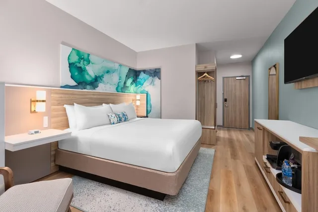 غرفة بسرير كينج، Wyndham Garden Anna 5/8