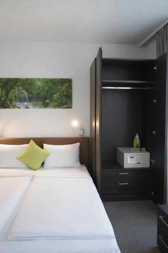 Studio, Apartment, Sofa, Bayers Boardinghouse & Hotel 2/10