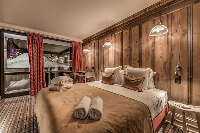 غرفة رباعية بسرير كينج وأسرّة بطابقين، LE VAL D'ISERE 2/3